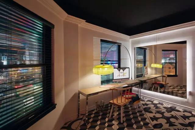 璁捐濡堝椁愬巺,璁捐濡堝鍘绘晳鍦虹殑鐗囨