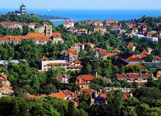 这家酒店复古而优雅,这家酒店科技感满满