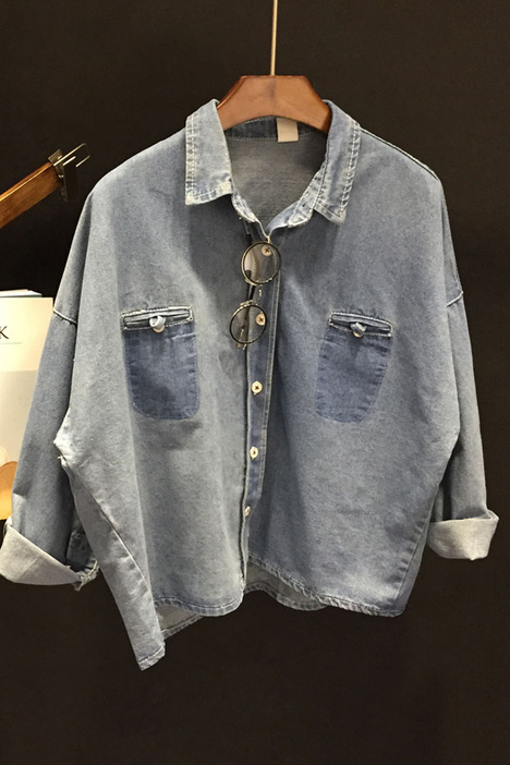 简约时尚的设计搭配 (时髦的设计也让你帅气潮流)