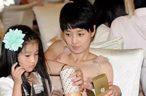 从纯母乳到混合奶粉喂养怎么过渡,从混合喂养到纯奶粉需要多久