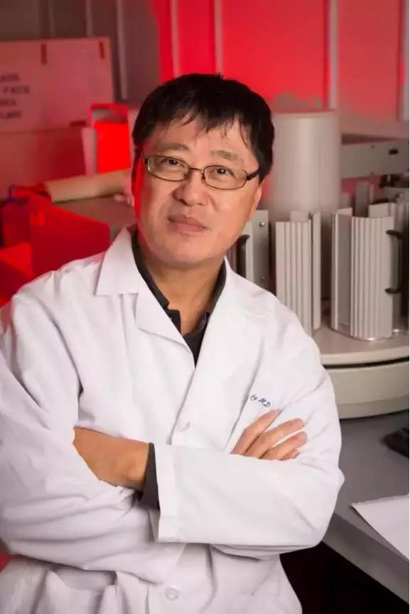 外国能治愈癌症的科学家是谁,当代全国知名抗癌专家