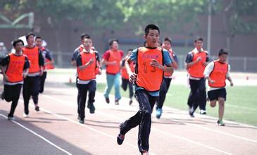 2016中考体育最新训练指导（足篮排都有）