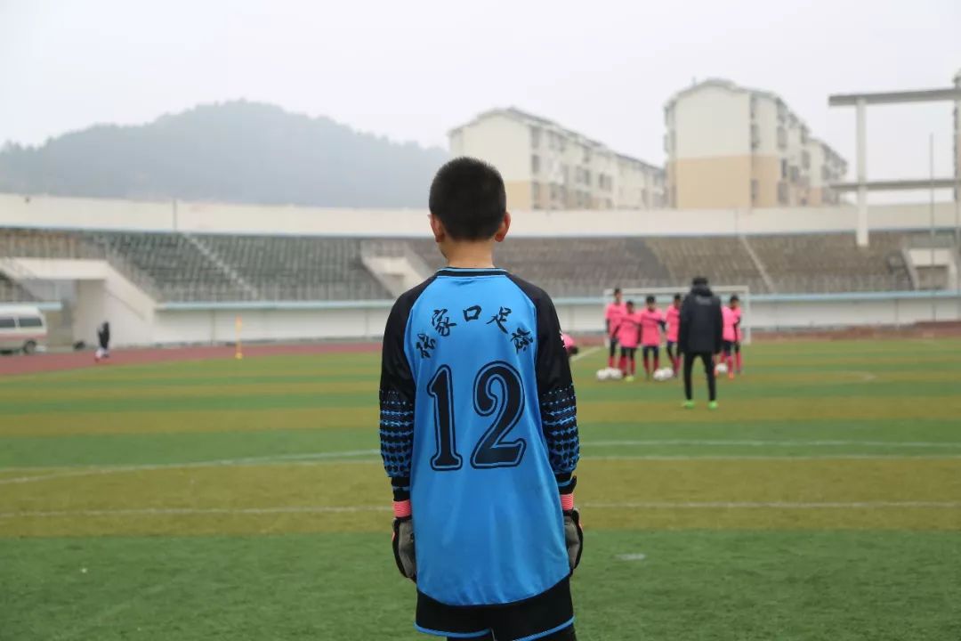 自古英雄出少年团,自古英雄出少年雏鹰展翅任翱翔