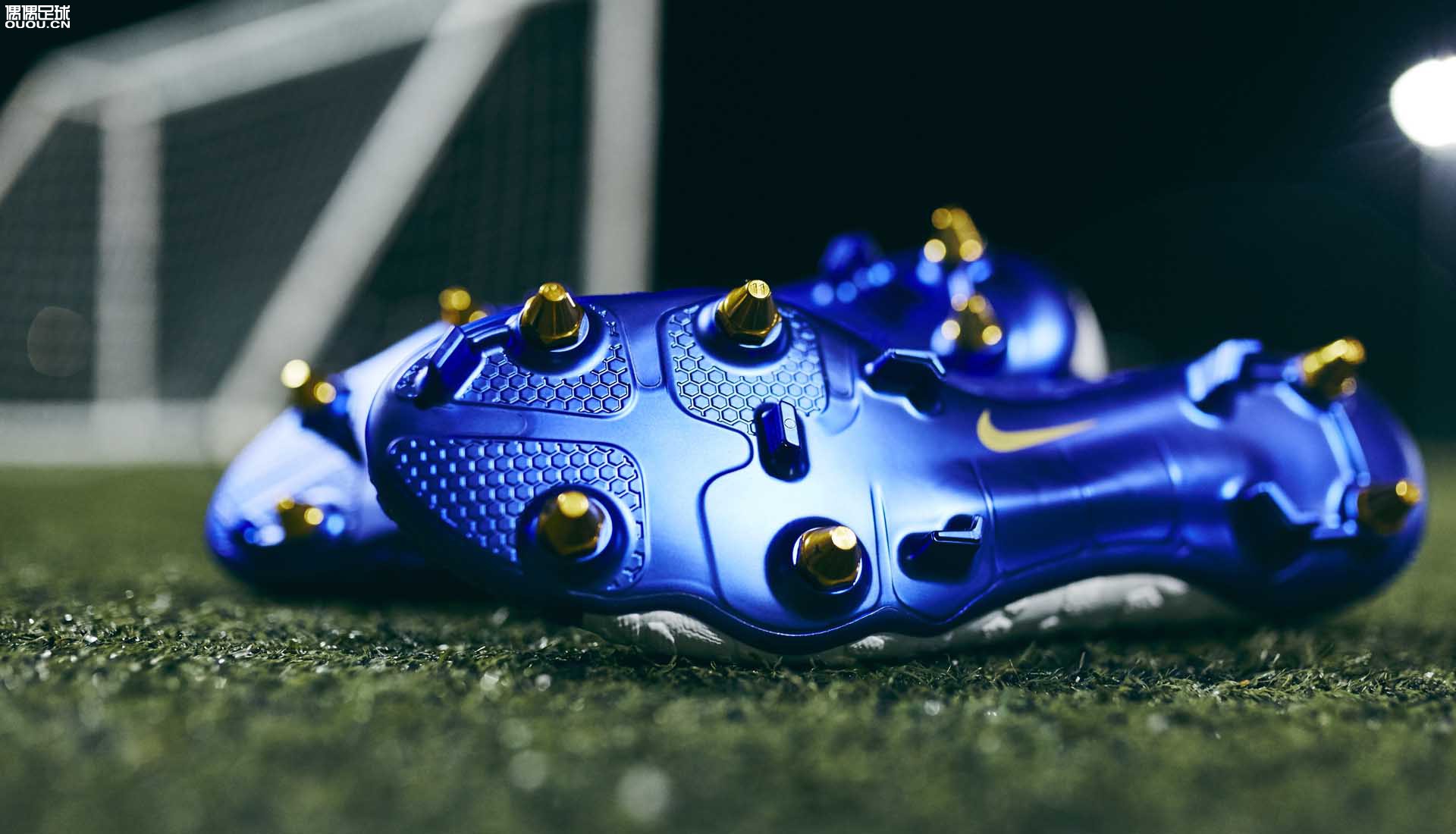 哈里凯恩耐克球鞋,耐克hypervenomphelon2