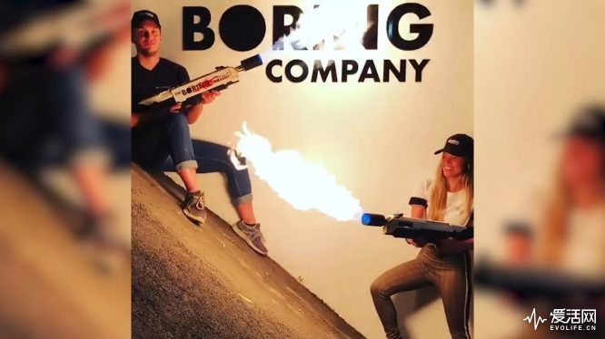 我跟你说|除了马斯克的喷火器其他车企也没有正经过