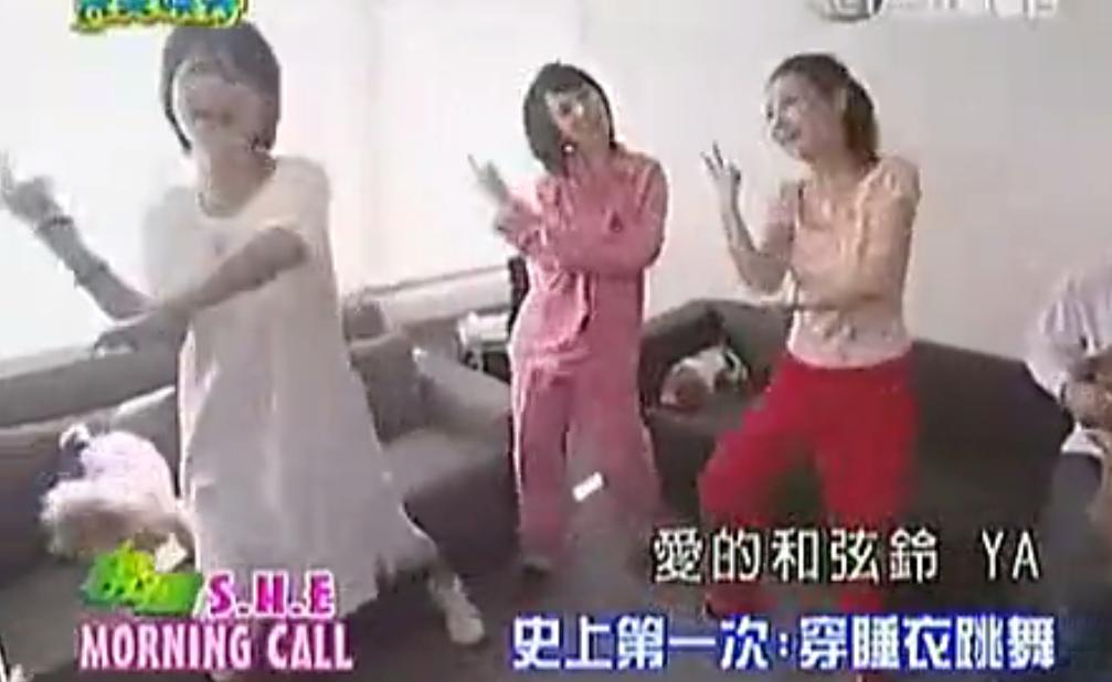 s.h.e田馥甄弹钢琴,s.h.e田馥甄立场