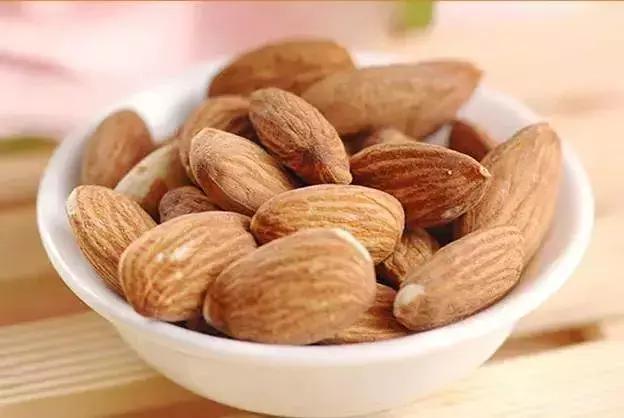 痛经吃什么最好?中医师亲授答案!不要再抱着红糖水不放了