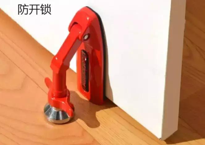 住酒店怎么锁门最安全没有防盗链,住酒店安全锁门神器