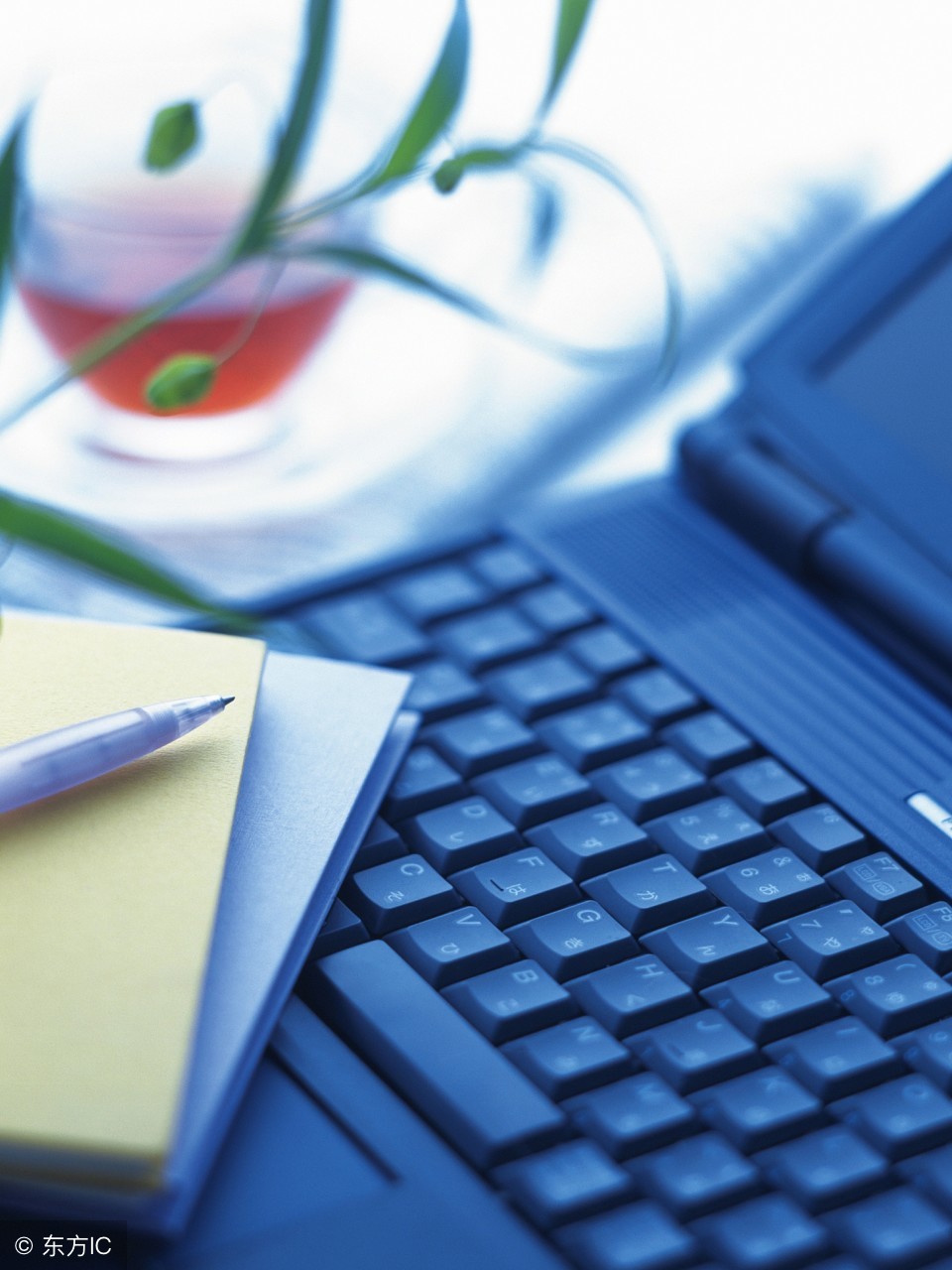 笔记本电脑怎么释放静电,笔记本电脑释放静电是什么意思