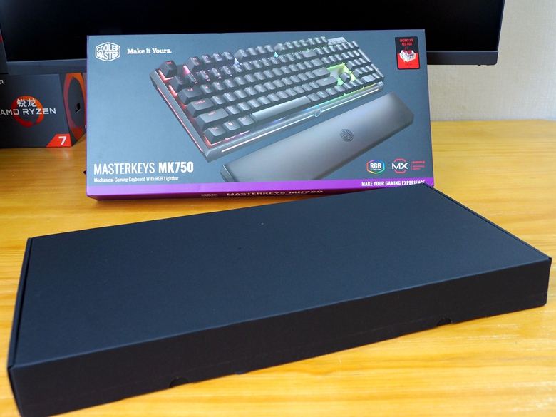 澶у巶鏃犵嚎rgb閿洏,閰峰喎mk750鏈烘閿洏