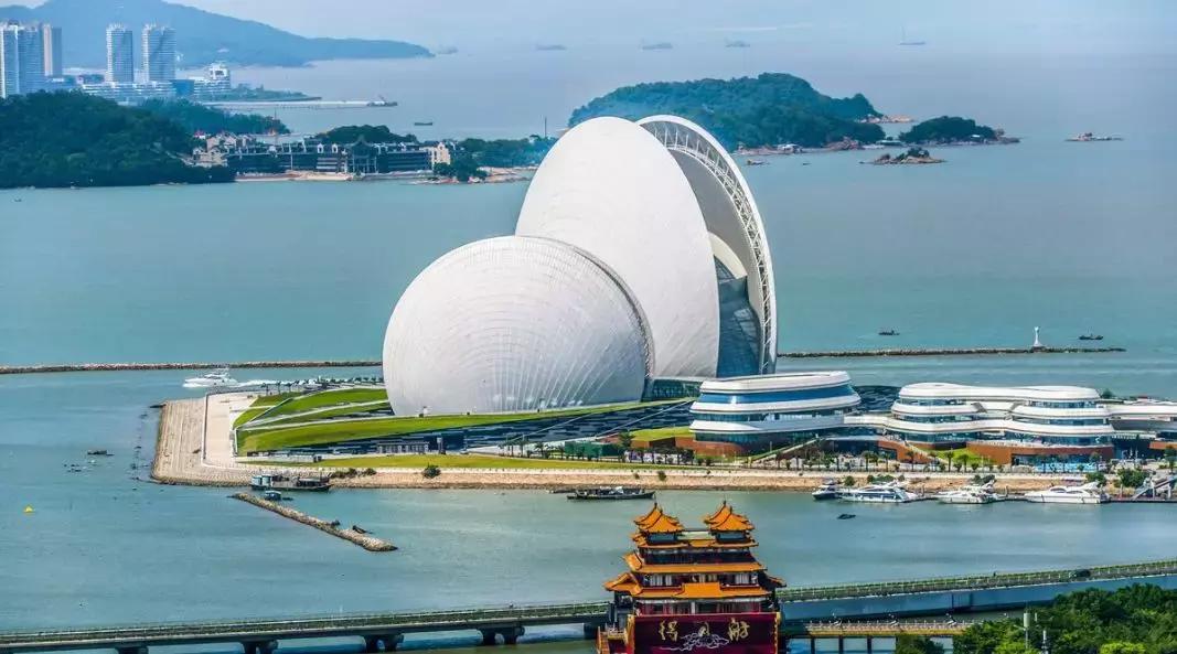 武汉到深圳的特价机票12月份,六月武汉出发最便宜的飞机票