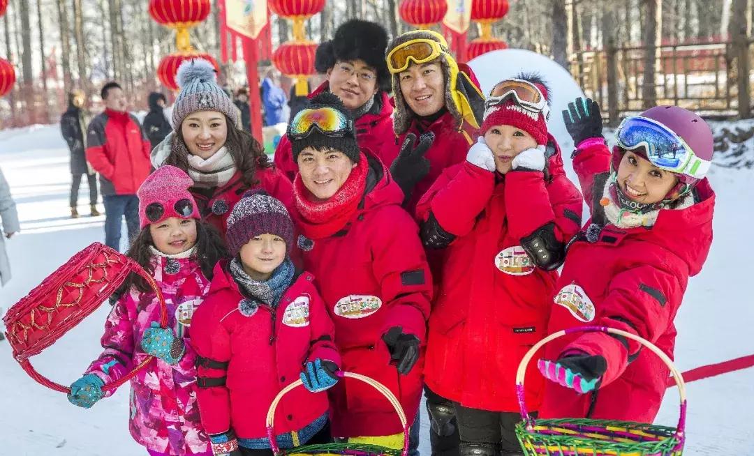 走起~今晚18:30拿出手机摇一摇,《过年啦》惊喜来袭!