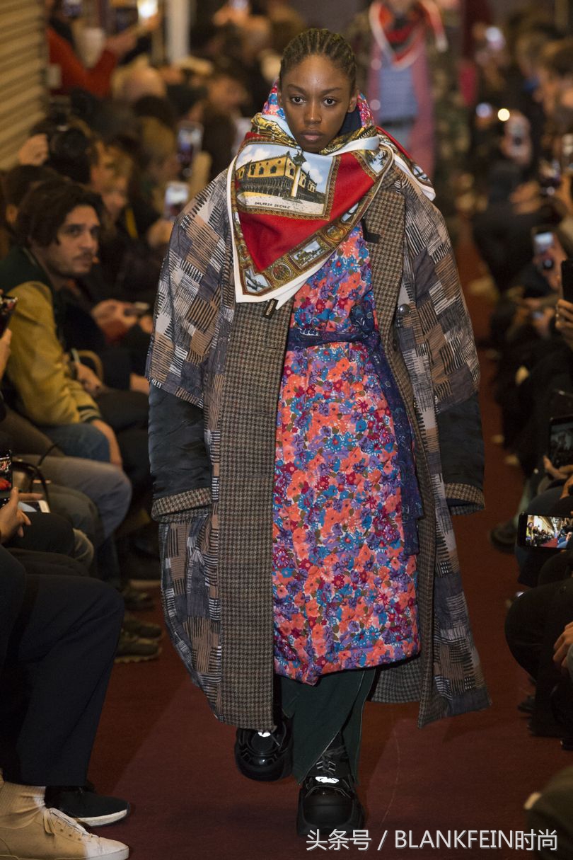 时装周eliesaab秀场,vetements男装发布会