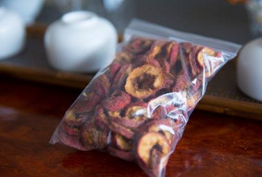 冬季适合女性喝的养生茶有哪些呢,冬天喝什么养生茶最好女性