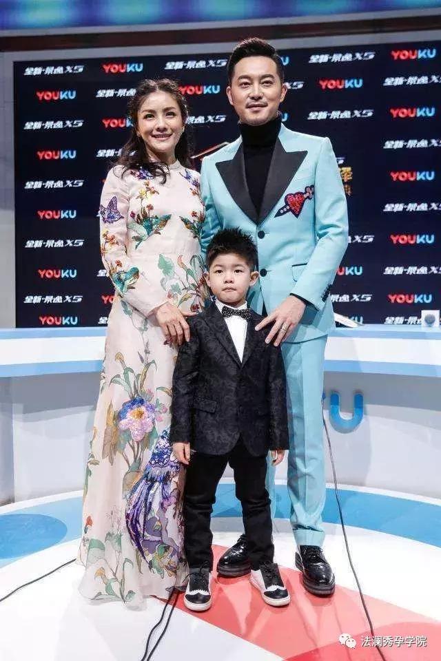 2岁小朋友腿不直,两岁孩子的腿不直怎么矫正