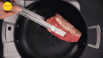 吃完你做的惠灵顿牛排，TA就把情人节礼物忘了～