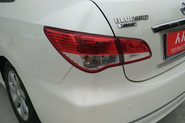 日产轩逸2009款天窗二手车价格,日产轩逸13款1.6自动二手车价格