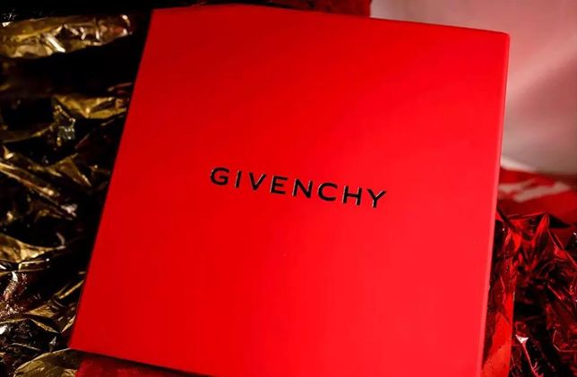 狗年限定,哪家的狗最吸引小仙女注意?万里挑一丨品臻