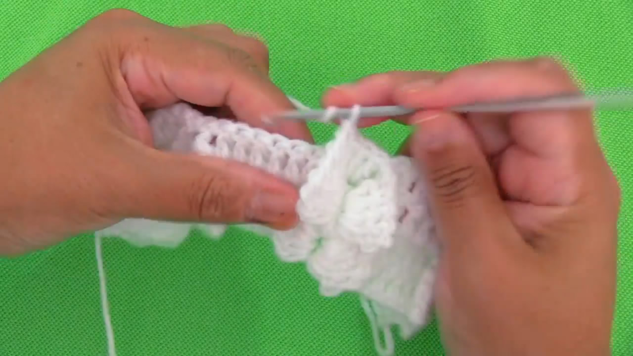 2020最火八股情人棉围巾钩织,水草花另一种交叉围巾钩织慢教程