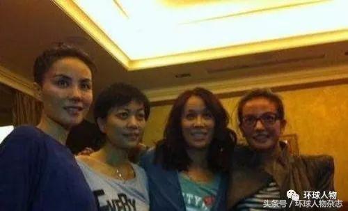 王菲那英合体致敬中国,王菲那英时隔20年后的再度相约