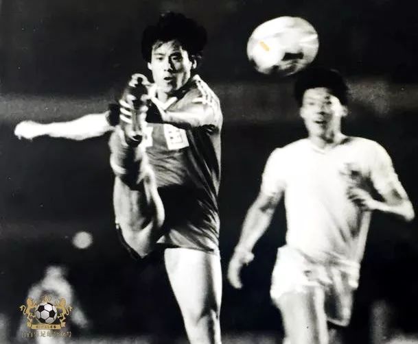 津门足球双百颂图片,津门足球双百颂签售会