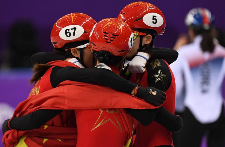 大杨扬被犯规,大杨扬流泪