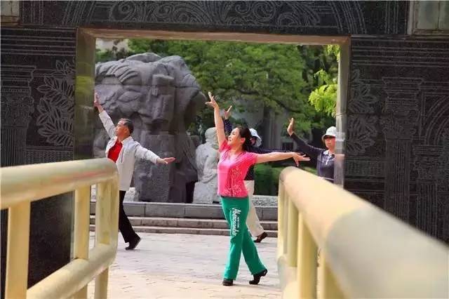 人定湖公园风格,人定湖欧式公园