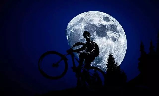 每个男孩都有一个单车骑行梦,每个男孩都有一个自行车梦