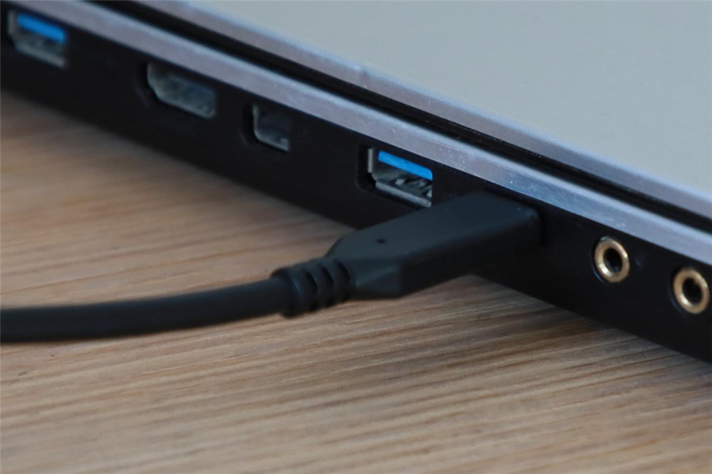 摄影修图用什么显示器好一点,摄影修图适合什么显示器