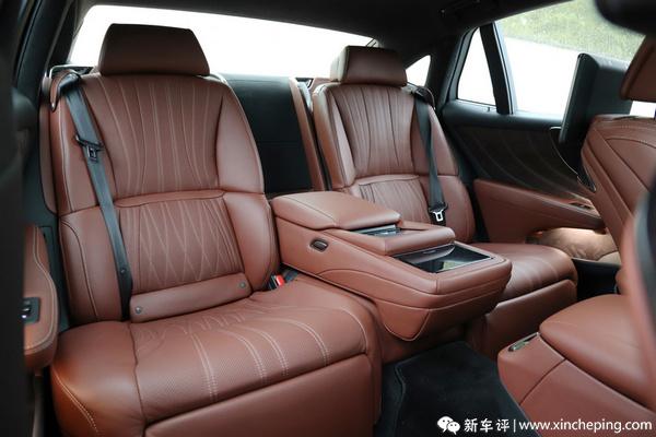 东方人一定要坐西方风格的豪车?这台东方豪车站出来说不!