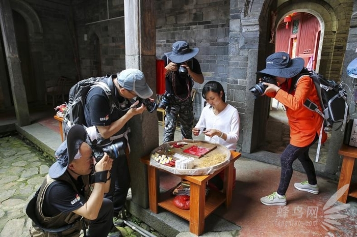 跟着大师去创作2016腾龙行福建站圆满收官