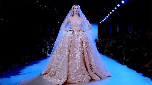 上帝创造了爱情人类发明了婚姻,上帝创造了男人女人