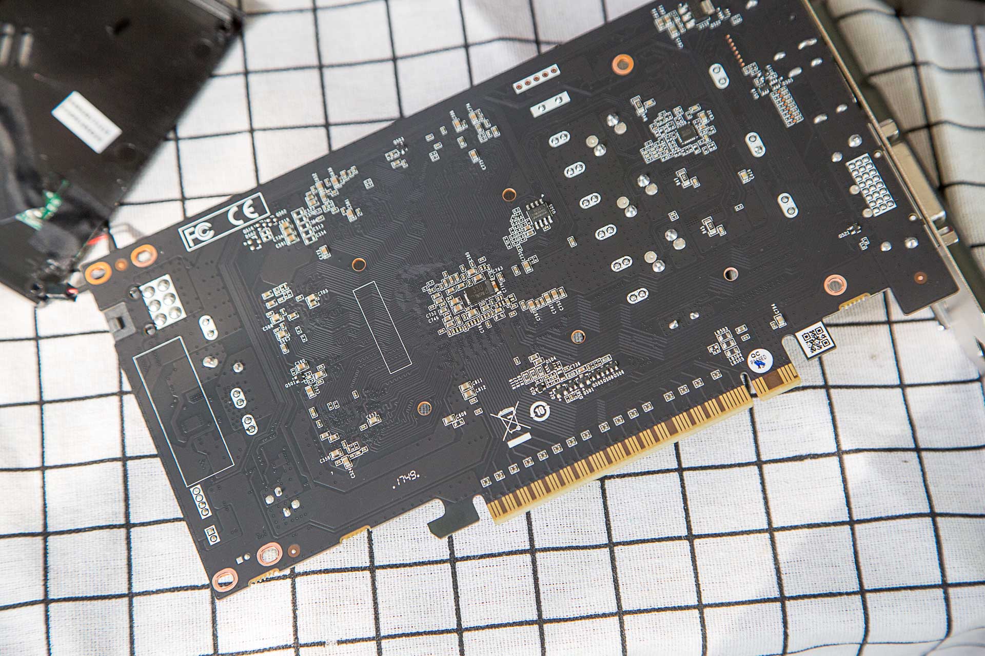 显卡铭瑄gtx1660super,铭瑄gtx1050显卡怎样