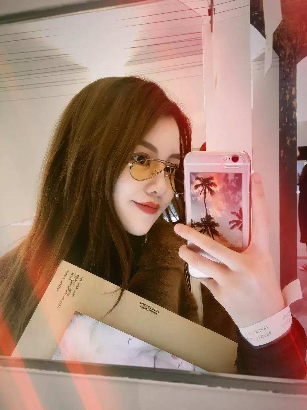 来自女编辑闺房里的新年祝福