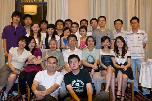 一个公务员写的同学聚会书火了,一个公务员写的同学聚会