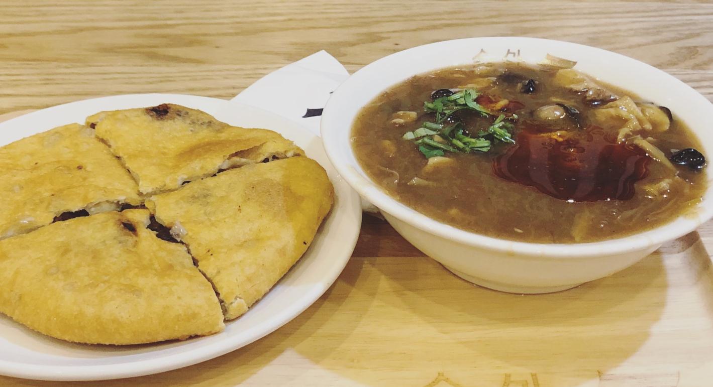 胡辣汤和sa汤哪个好喝,sha汤与胡辣汤pk