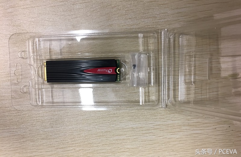 nvme固态硬盘盒散热片,威刚s11litenvme固态硬盘评测