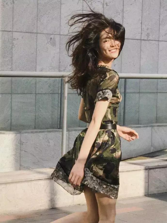 刘雯果然是穿搭高手,刘雯最新日常穿搭图片