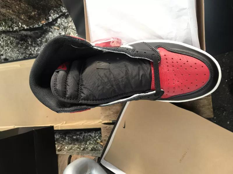 aj1mid红黑脚趾,aj1皮卡丘黑黄脚趾