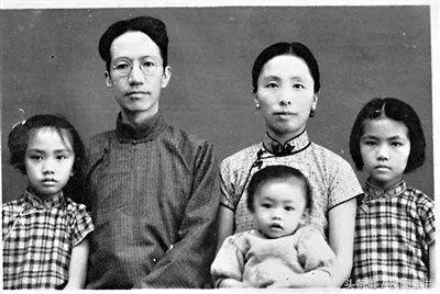 民国最朋克夫妻我老公抽烟爆粗玩女儿但他是个天才