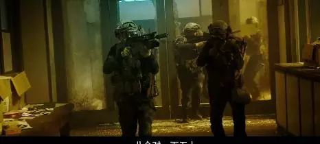 红海张译和杜江饰演谁呀,张译在红海中演什么角色