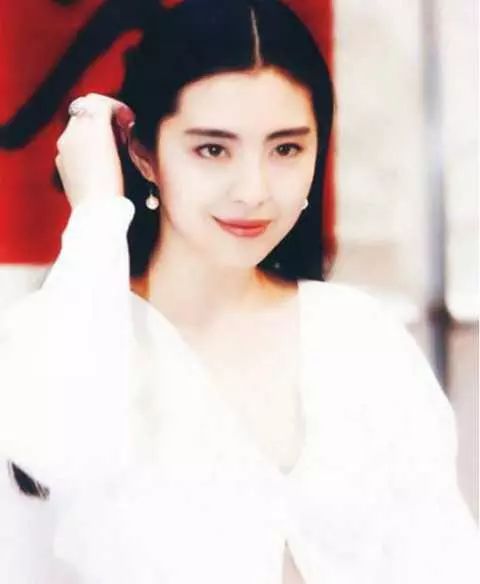 王祖贤复古港风口红色,李嘉欣酵色口红