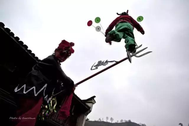 元宵节古镇逛一逛,古镇上的元宵节值得去玩嘛