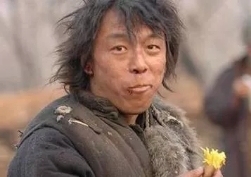 不想让头发有碎发,不想让头发蓬松的小窍门