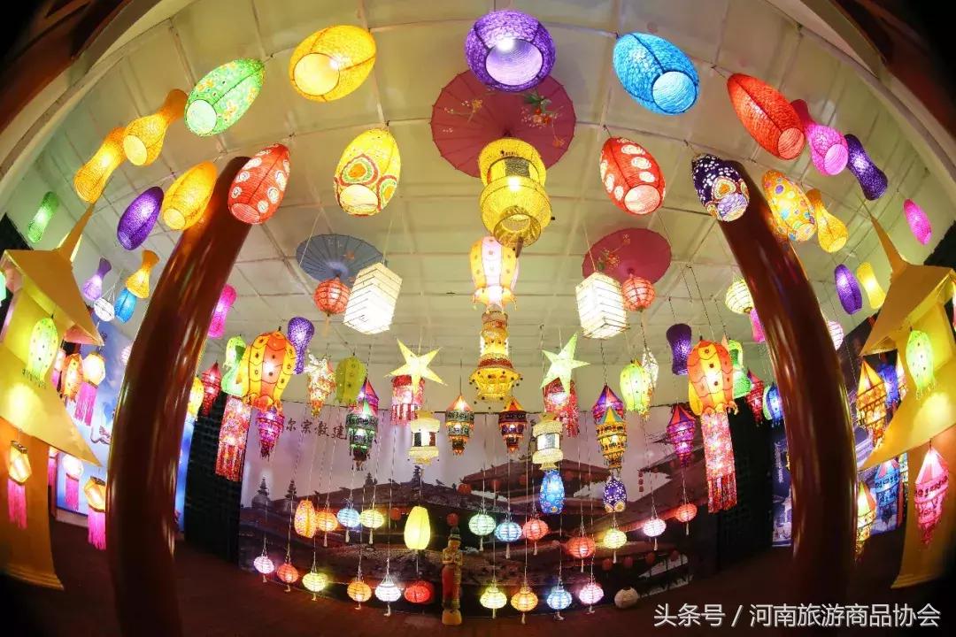 元宵节当天看灯会要门票吗,大年里的最后一场狂欢元宵灯会