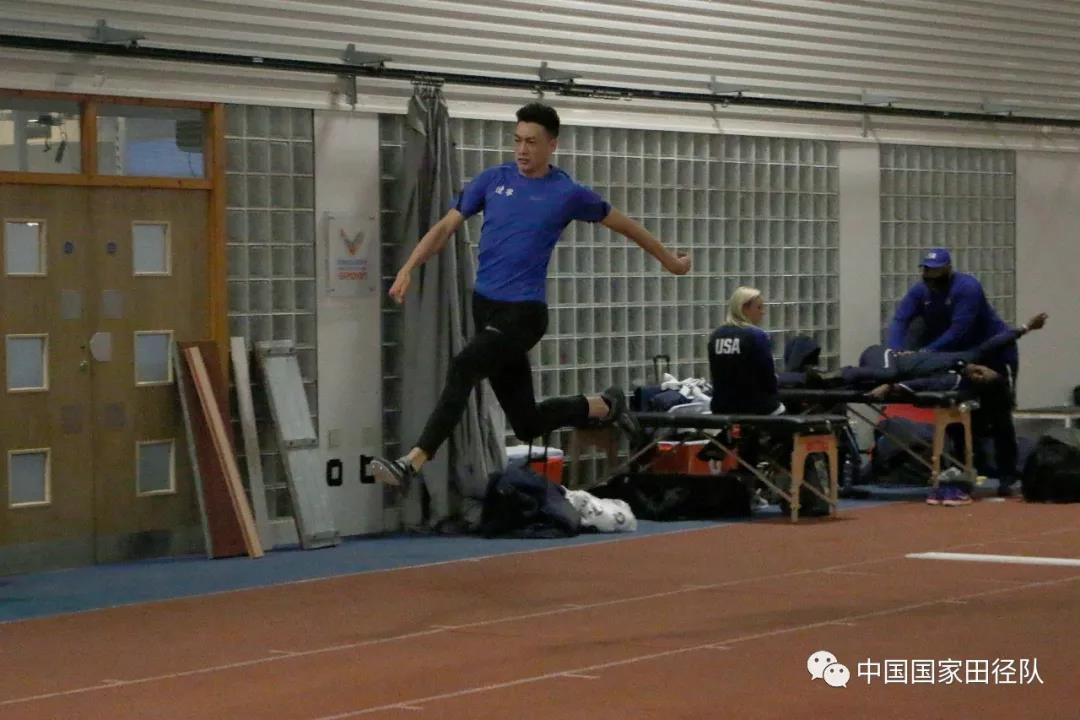 蓄势待发期待明天的比赛,蓄势待发敬请期待