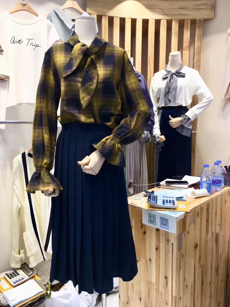 初春美衣时髦来袭,春装新款穿出气质高雅