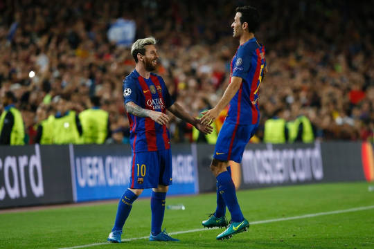 足球界的绝代双骄,足球场上的绝代双骄梅西