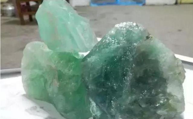 祁连山玉石原石怎样鉴别,玉石原石欣赏