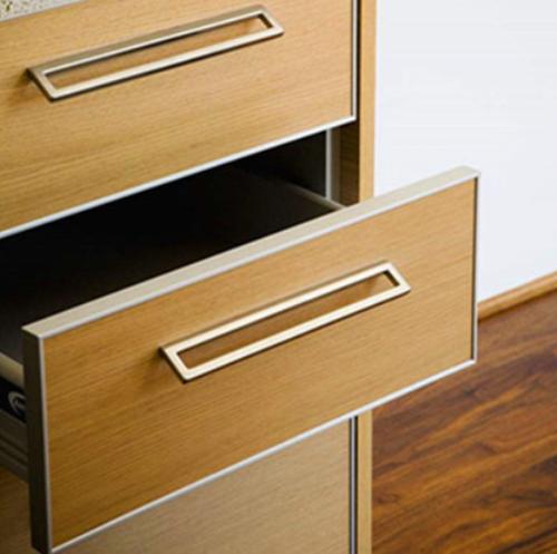 生活百科：四大生活小技巧，抽屉两侧涂上蜡可使抽屉轻松打开